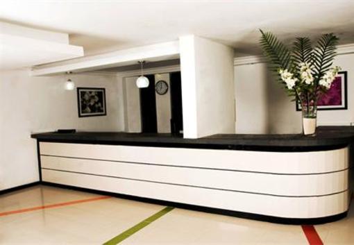 фото отеля Hotel on Vacation Beach