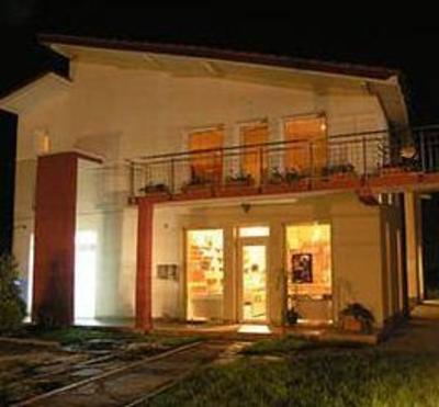 фото отеля Pensiunea Casa Cu Gradini Dumbravita