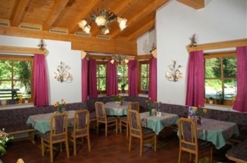 фото отеля Bachschmied Hotel Gasthof Maria Alm am Steinernen Meer