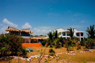 фото отеля Marblue Villa Suites