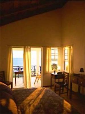 фото отеля Marblue Villa Suites