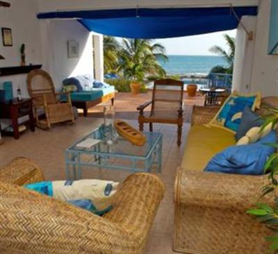 фото отеля Marblue Villa Suites