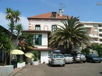Le Grillon Hotel-Residence