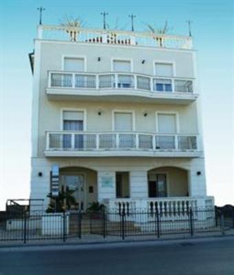 фото отеля Residenza Mediterranea Rimini