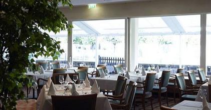 фото отеля Steigenberger Hotel Bad Neuenahr