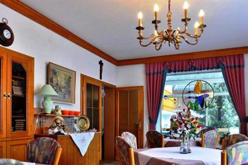 фото отеля Fruhstuckspension Haus Golker