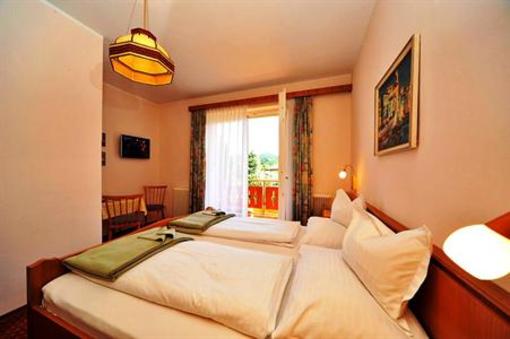 фото отеля Fruhstuckspension Haus Golker