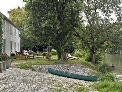 фото отеля Auberge de la Riviere