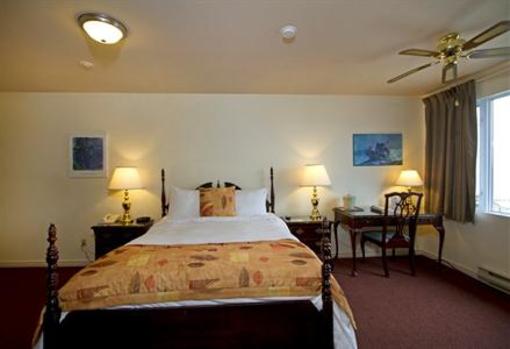 фото отеля Brigantine Inn
