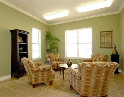 фото отеля Camden Lakes Apartments