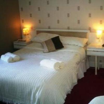 фото отеля Cameron Guesthouse