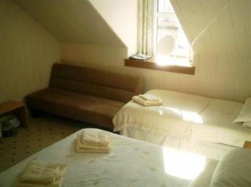 фото отеля Cameron Guesthouse