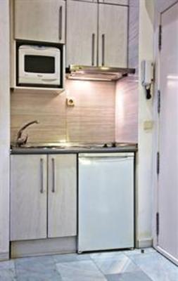 фото отеля Studios Apartamentos Puerta Del Sol Madrid