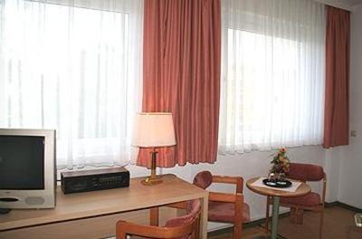 фото отеля Gaste und Wohnhaus Dunenweg Heringsdorf