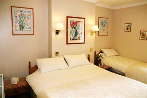 фото отеля South Park Guest House
