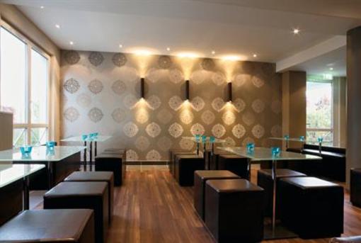 фото отеля Motel One Munchen Putzbrunn