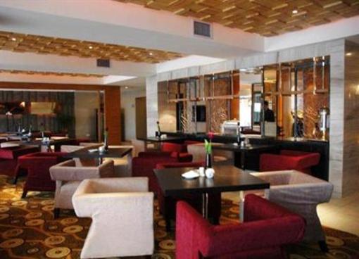фото отеля Zhonghai Hotel