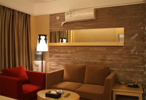 фото отеля Zhonghai Hotel