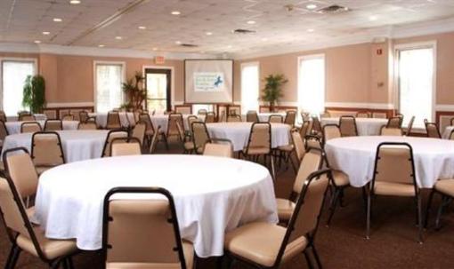 фото отеля Cumberland Island Inn & Suites