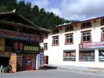 фото отеля Jiuzhaigou Self Tour Youth Hostel