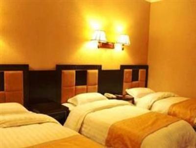 фото отеля Jiuzhaigou Self Tour Youth Hostel