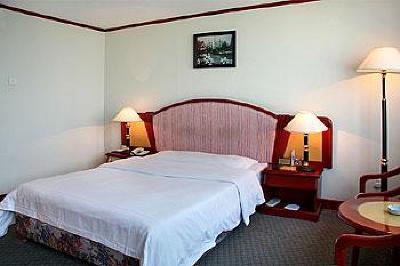 фото отеля Yun Long Hotel Chengdu