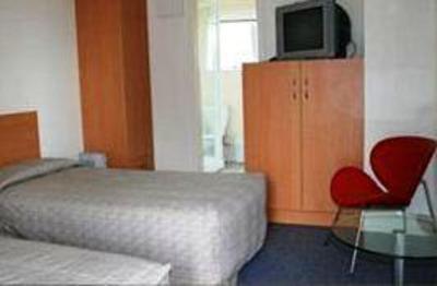 фото отеля Abella Court Motel