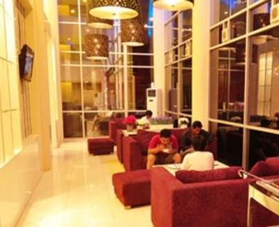 фото отеля Royal Hotel n' Lounge