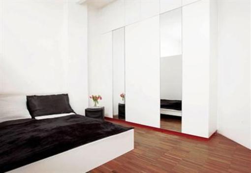 фото отеля PuzzleHotel Apartment Goldeggasse