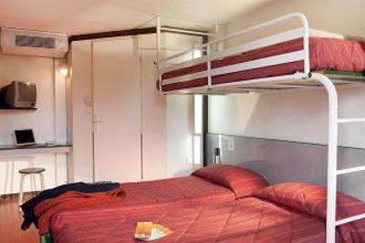 фото отеля Premiere Classe Hotel Cambrai Proville