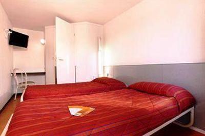 фото отеля Premiere Classe Hotel Cambrai Proville