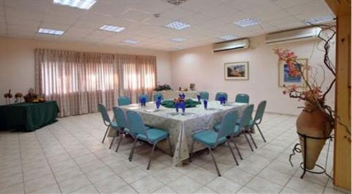 фото отеля Kibbutz Mizra Country Lodging
