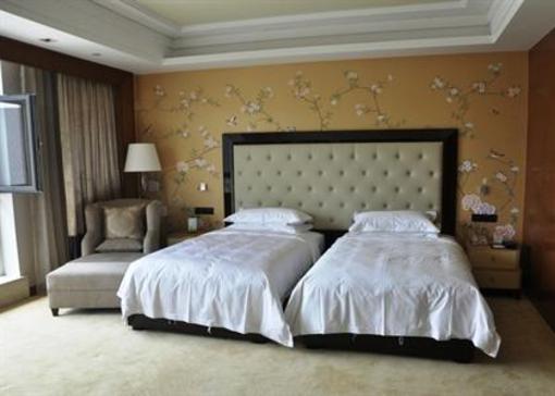 фото отеля Dandong Pearl-lsland Golf Club