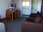 фото отеля Colonial Court Motel