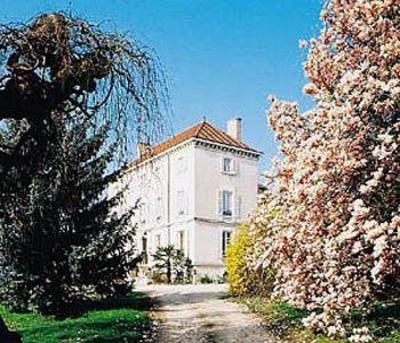 фото отеля Hotel Domaine de Clairefontaine Chonas-l'Amballan