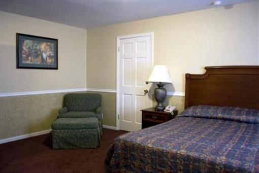 фото отеля Rockford Alpine Inn & Suites