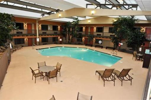 фото отеля BEST WESTERN Plus Raton Hotel