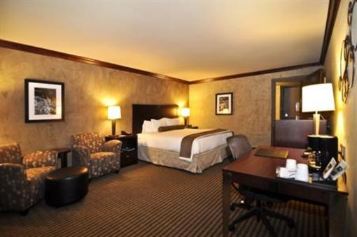 фото отеля BEST WESTERN Plus Raton Hotel