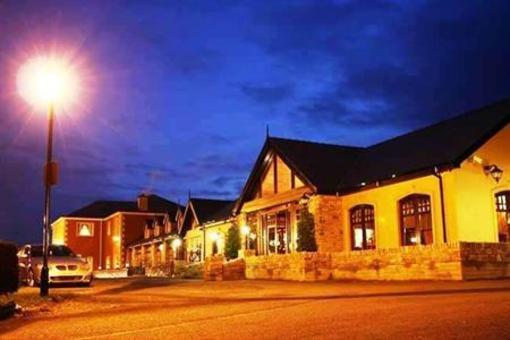 фото отеля Milford Inn Hotel