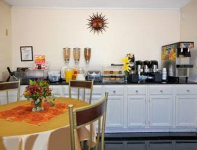 фото отеля Microtel Inn & Suites Irving