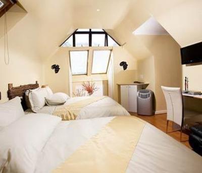 фото отеля Royal Love Nest Guest House Cape Town