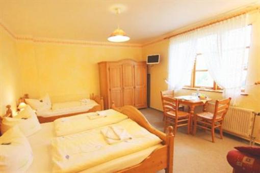 фото отеля Reethauser auf Monchgut Hotel Middelhagen