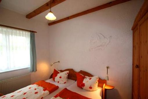 фото отеля Reethauser auf Monchgut Hotel Middelhagen