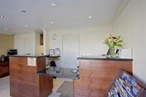 фото отеля Americas Best Value Inn Salinas