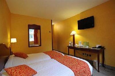 фото отеля Le Cedre Hotel Noyon