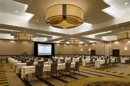 фото отеля Hilton Minneapolis/Bloomington