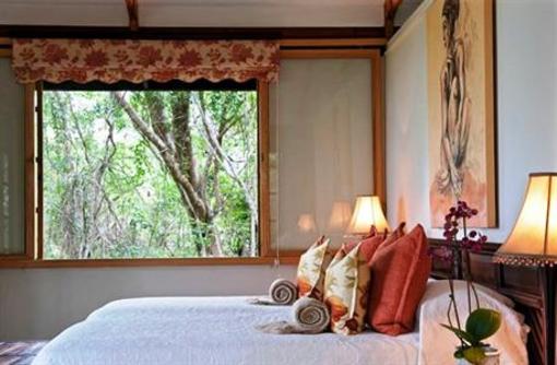 фото отеля Makakatana Bay Lodge