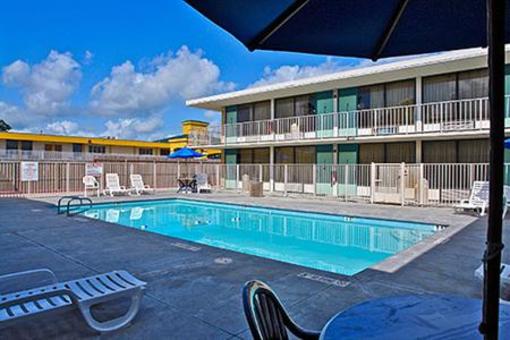 фото отеля Motel 6 Baton Rouge Southeast