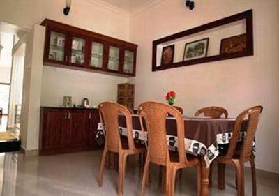 фото отеля Periyar Villa