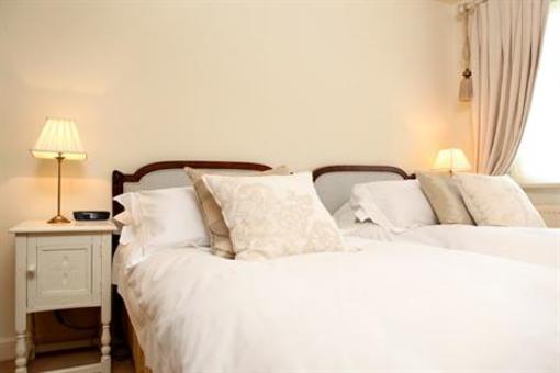 фото отеля Cheltenham Apartments